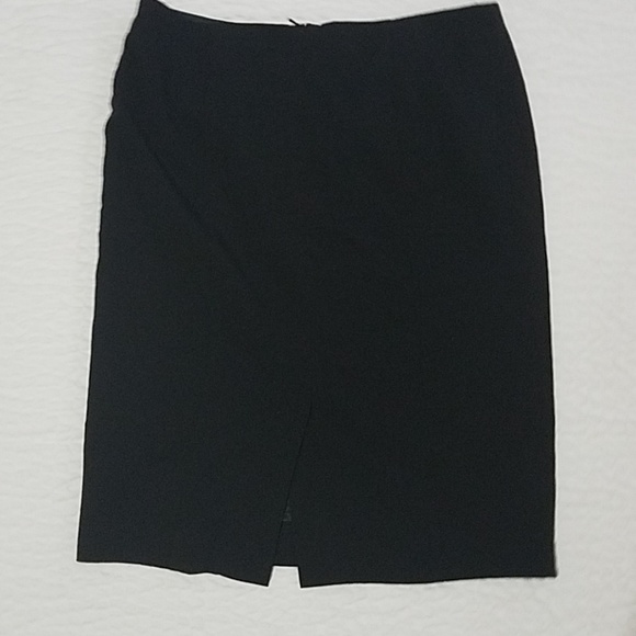 Black Skirt - Picture 2 of 3